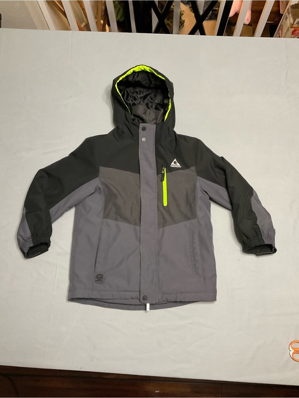 Gerry Weber Boys Hooded Ski Jacket - Gray, Black with Neon Yellow Accent Size S